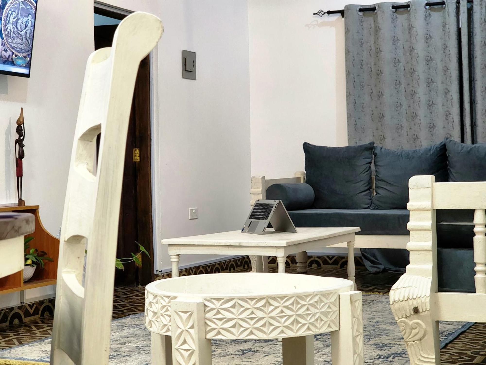 Ocean Breeze Homes 1, 2 Or 3 Bedroom *